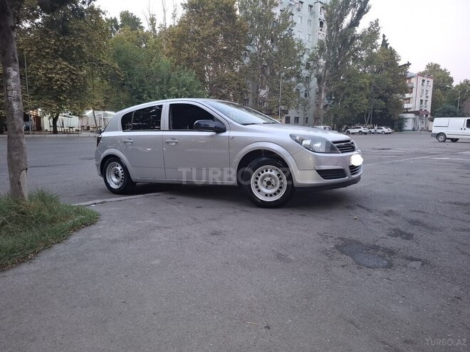 Opel Astra 2004, 251,000 km - 1.4 l - Mingəçevir