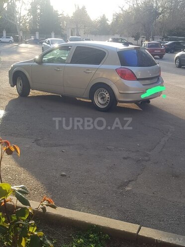 Opel Astra 2004, 251,000 km - 1.4 l - Mingəçevir