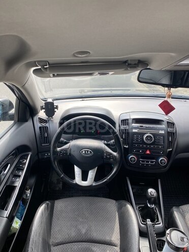 Kia Ceed 2012, 266,000 km - 1.6 l - Bakı