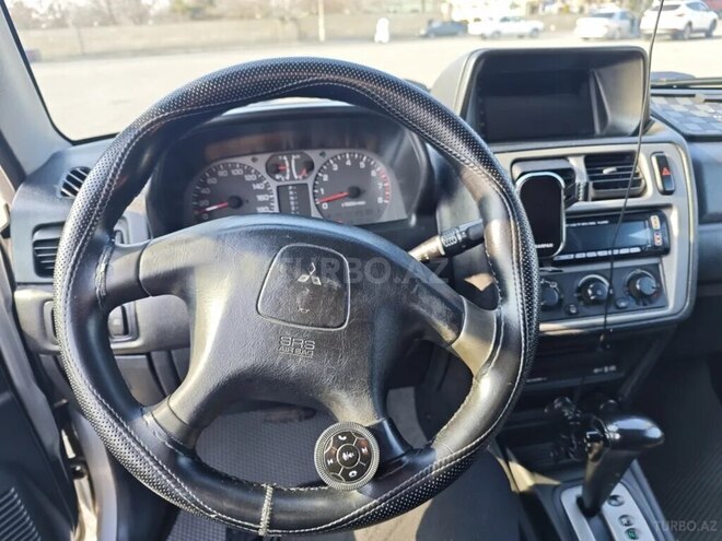 Mitsubishi Pajero io 2001, 368,000 km - 2.0 l - Bərdə
