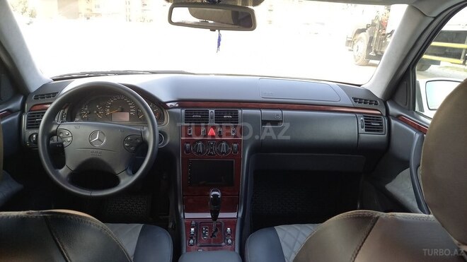 Mercedes E 220 d 2000, 377,255 km - 2.2 l - Bakı