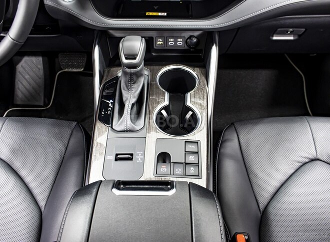 Toyota Highlander-24