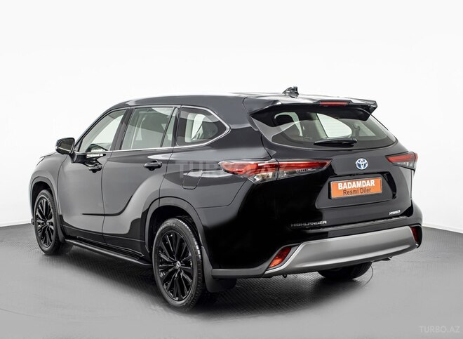 Toyota Highlander-4