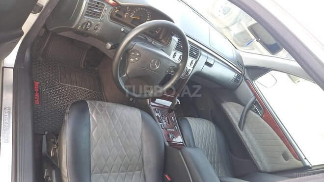 Mercedes E 220 d 2000, 377,255 km - 2.2 l - Bakı