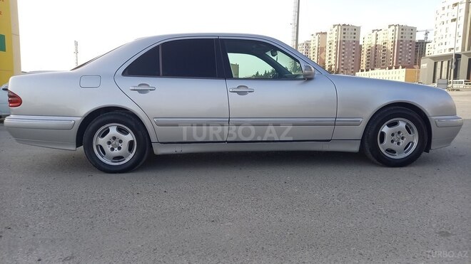 Mercedes E 220 d 2000, 377,255 km - 2.2 l - Bakı