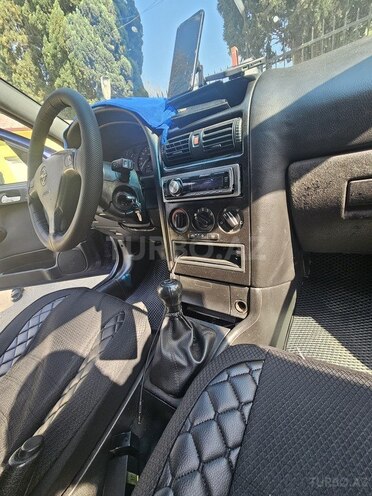 Opel Astra 2004, 359,000 km - 2.0 l - Mingəçevir
