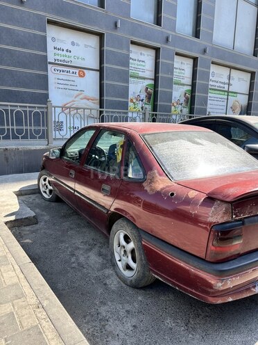 Opel Vectra 1994, 235,000 km - 1.7 l - Bakı