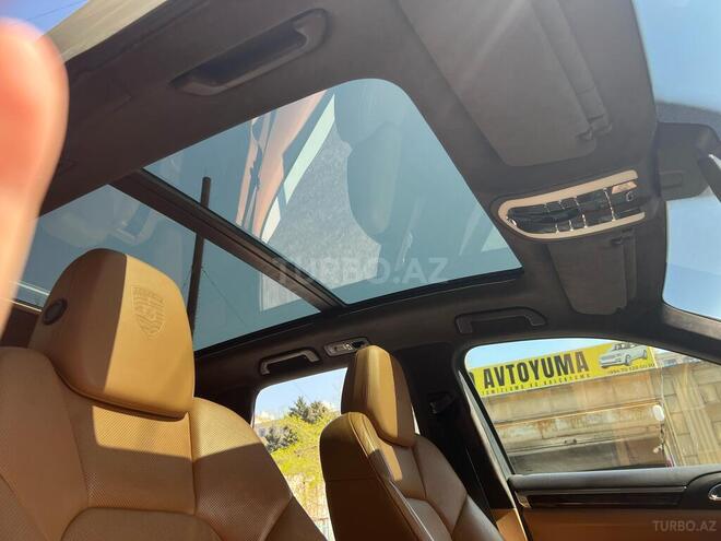 Porsche Cayenne GTS 2012, 45,000 km - 4.8 l - Bakı