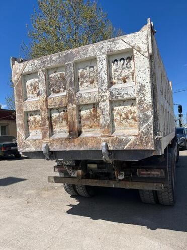 HOWO Sinotruk 2012, 255,000 km - 9.7 l - Qazax