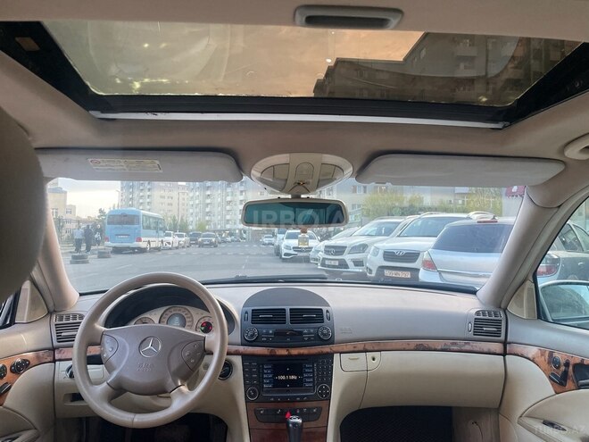 Mercedes E 320 2003, 306,000 km - 3.2 l - Bakı