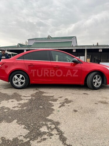 Chevrolet Cruze 2015, 290,000 km - 1.4 l - Quba