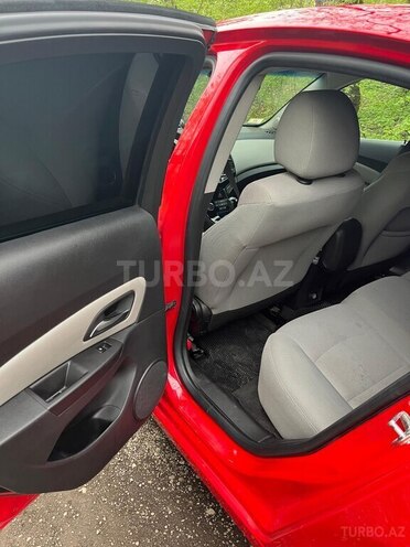 Chevrolet Cruze 2015, 290,000 km - 1.4 l - Quba