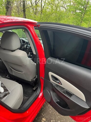 Chevrolet Cruze 2015, 290,000 km - 1.4 l - Quba