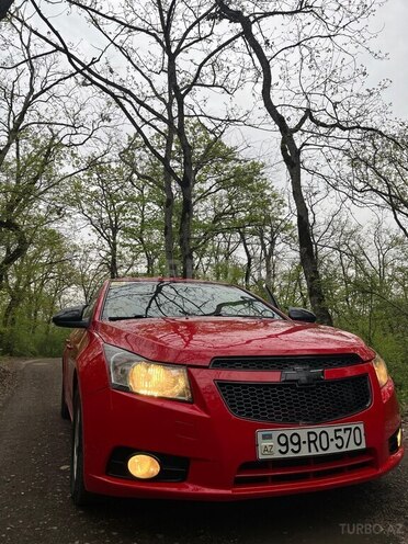 Chevrolet Cruze 2015, 290,000 km - 1.4 l - Quba