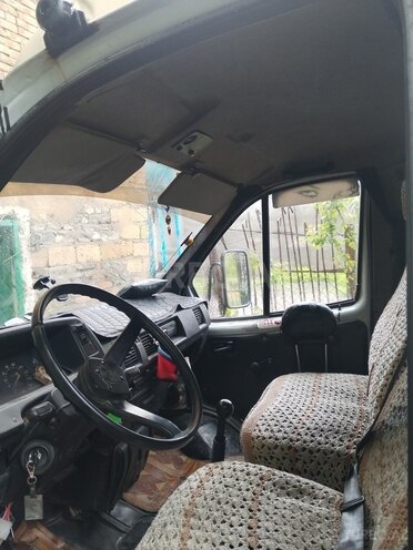GAZ 221717 1998, 300,000 km - 2.4 l - Göyçay