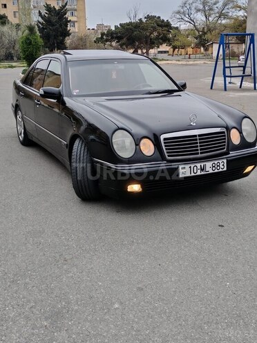 Mercedes E 280-2