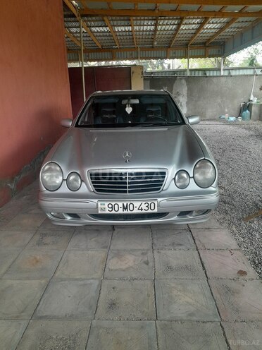 Mercedes E 270 2000, 357,654 km - 2.7 l - Beyləqan