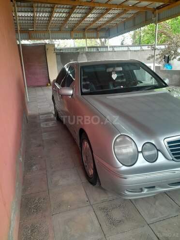 Mercedes E 270 2000, 357,654 km - 2.7 l - Beyləqan