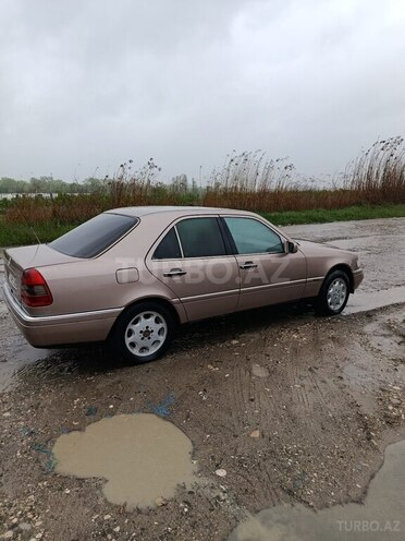 Mercedes C 180 1995, 100,000 km - 1.8 l - Xaçmaz