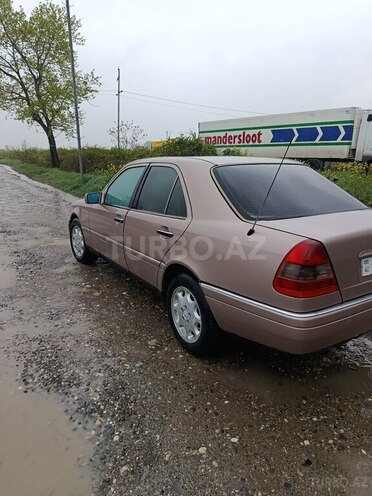 Mercedes C 180 1995, 100,000 km - 1.8 l - Xaçmaz