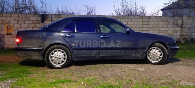 Mercedes C 220 d 2000, 385,000 km - 2.2 л - Xaçmaz