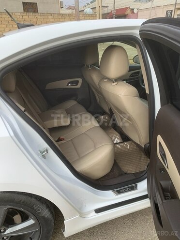 Chevrolet Cruze-7