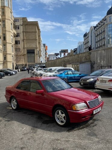 Mercedes C 250 d 1994, 446,800 km - 2.5 l - Bakı