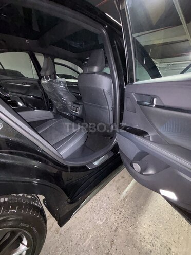 Toyota Camry-5