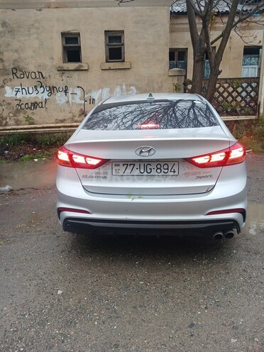Hyundai Elantra 2018, 13,800 km - 1.6 l - Bakı