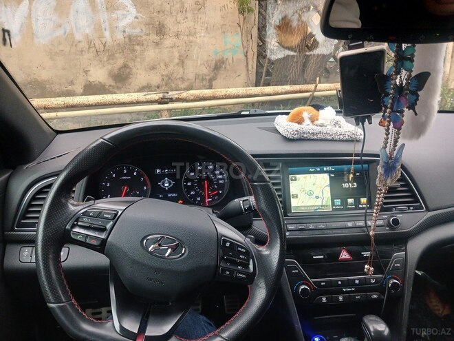 Hyundai Elantra 2018, 13,800 km - 1.6 l - Bakı