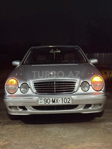Mercedes E 220 d 2001, 461,000 km - 2.2 l - Bakı