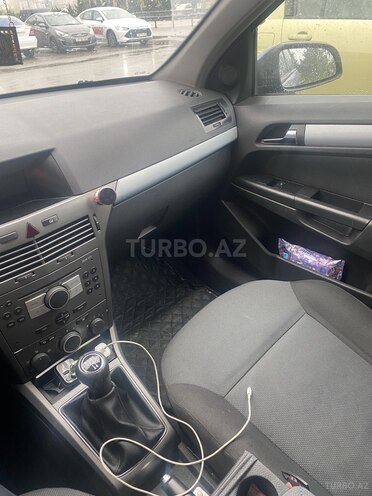 Opel Astra 2004, 361,000 km - 1.4 л - Bakı