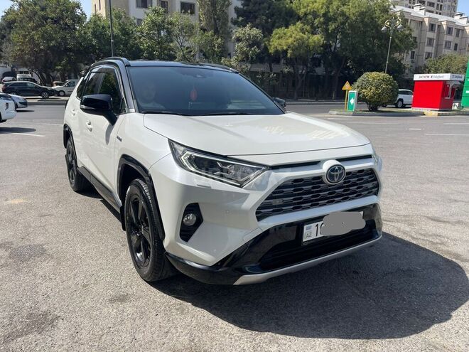 Toyota RAV4 2021, 45,000 km - 2.5 l - Bakı