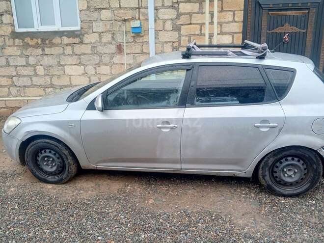 Kia Ceed 2007, 460,000 km - 1.6 l - Göygöl