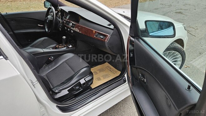 BMW 525 2004, 380,000 km - 2.5 l - Bakı