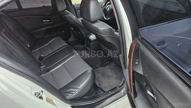 BMW 525 2004, 380,000 km - 2.5 l - Bakı
