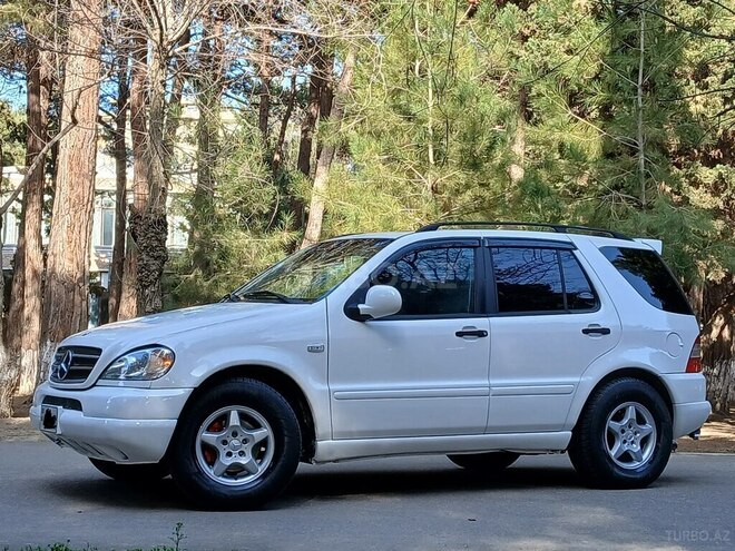 Mercedes ML 320 4MATIC 2001, 320,000 km - 3.2 l - Sumqayıt
