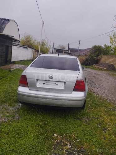 Volkswagen Bora 2001, 100,000 km - 1.6 l - Xaçmaz
