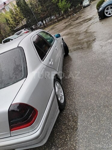 Mercedes C 220 d 1998, 419,086 km - 2.2 л - Sumqayıt