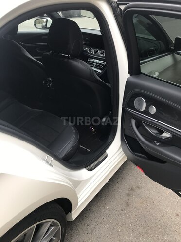 Mercedes E 200 2016, 135,700 km - 2.0 l - Bakı