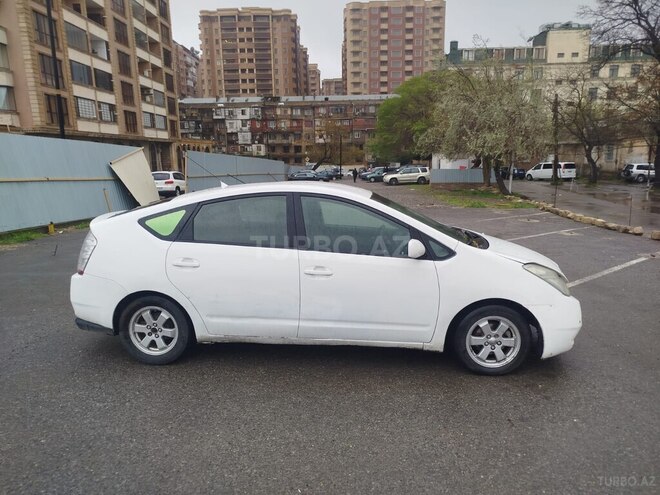 Toyota Prius 2009, 350,000 km - 1.5 л - Bakı