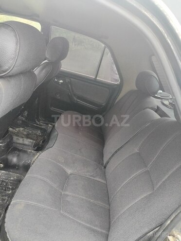 GAZ 3110 1999, 260,000 km - 2.4 l - Sabirabad