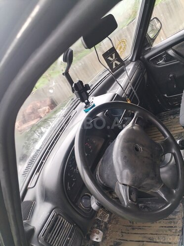 GAZ 3110 1999, 260,000 km - 2.4 l - Sabirabad