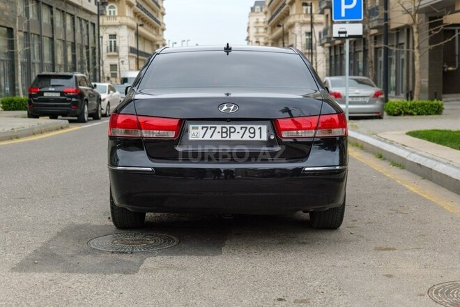 Hyundai Sonata-8