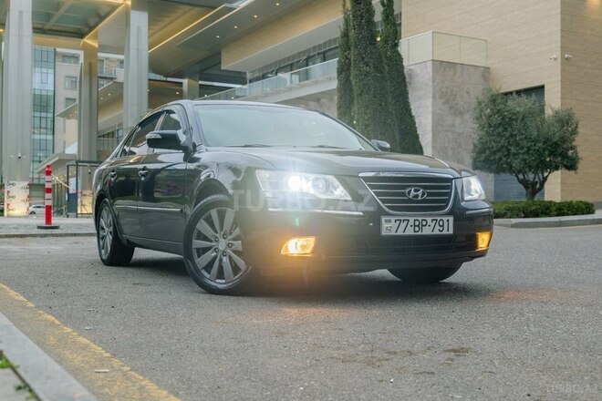 Hyundai Sonata-1
