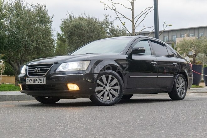 Hyundai Sonata-4