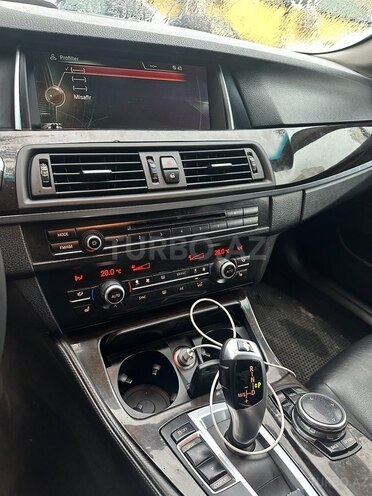 BMW 528 2014, 240,000 km - 2.0 л - Bakı