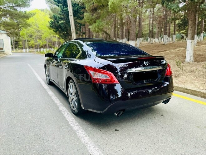 Nissan Maxima-7