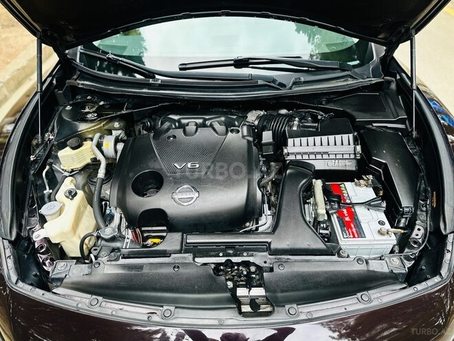 Nissan Maxima-15