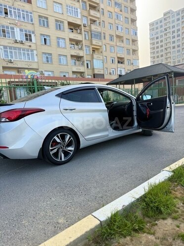 Hyundai Elantra 2015, 180,410 km - 1.8 l - Bakı